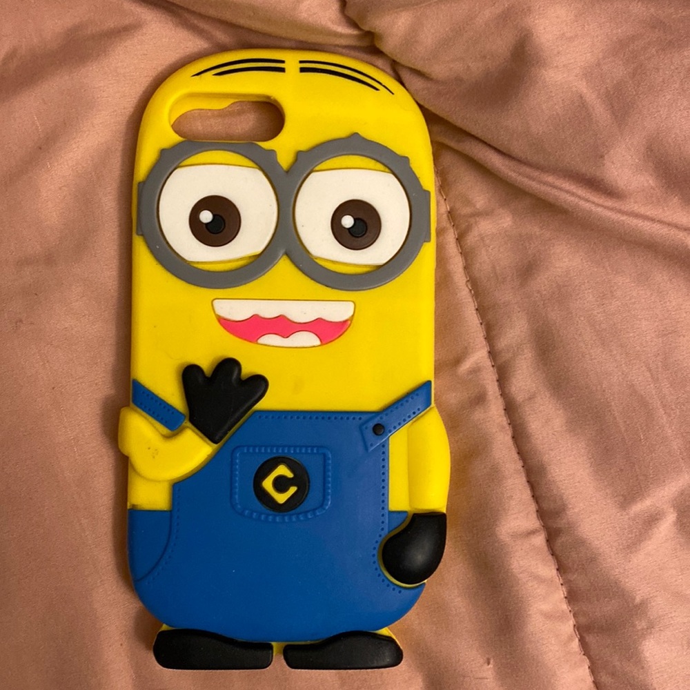 iPhone 8 Plus minion phone case😍